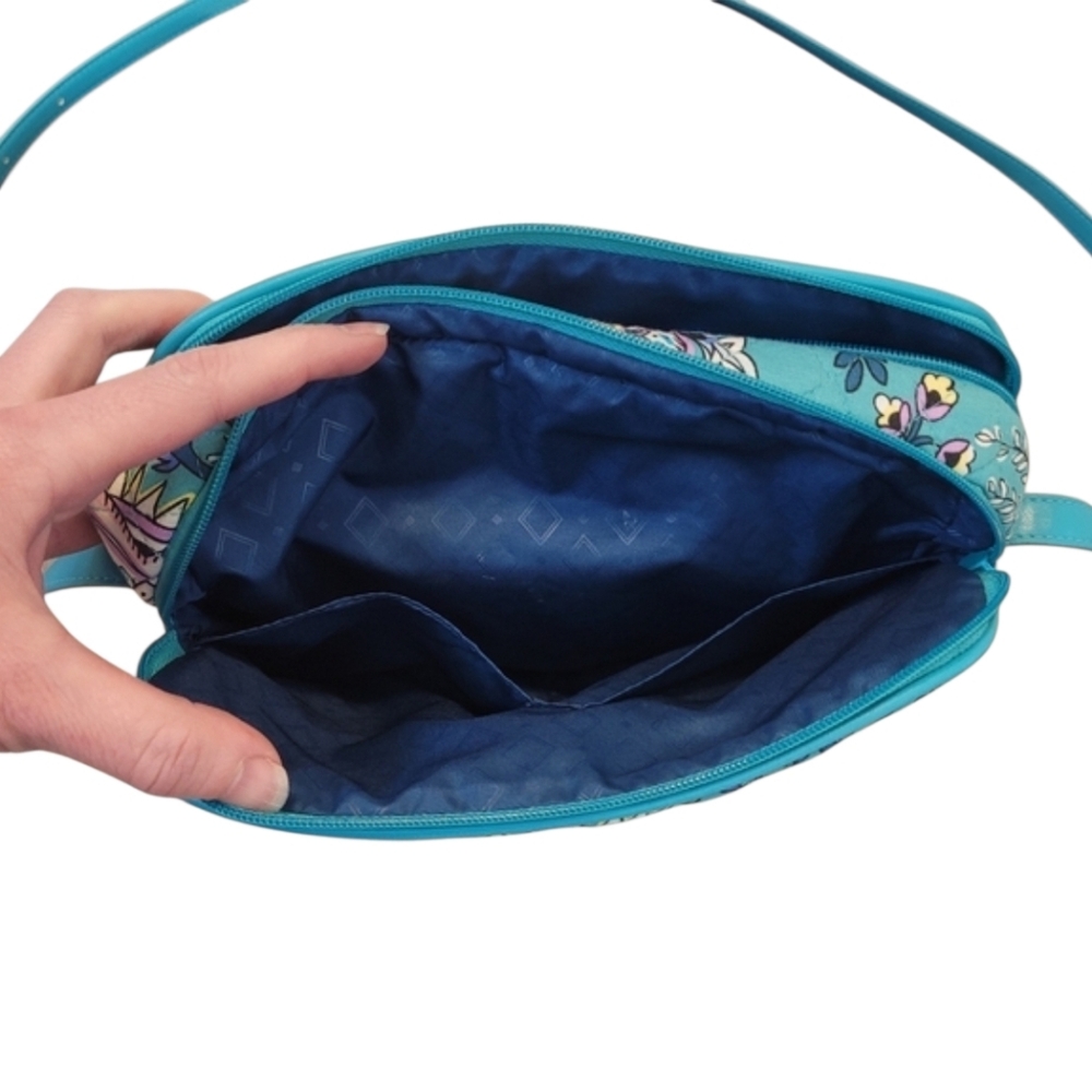 Vera Bradley Crossbody Purse with Tri Fold Wallet in Peacock Garden - Picture 7 of 15